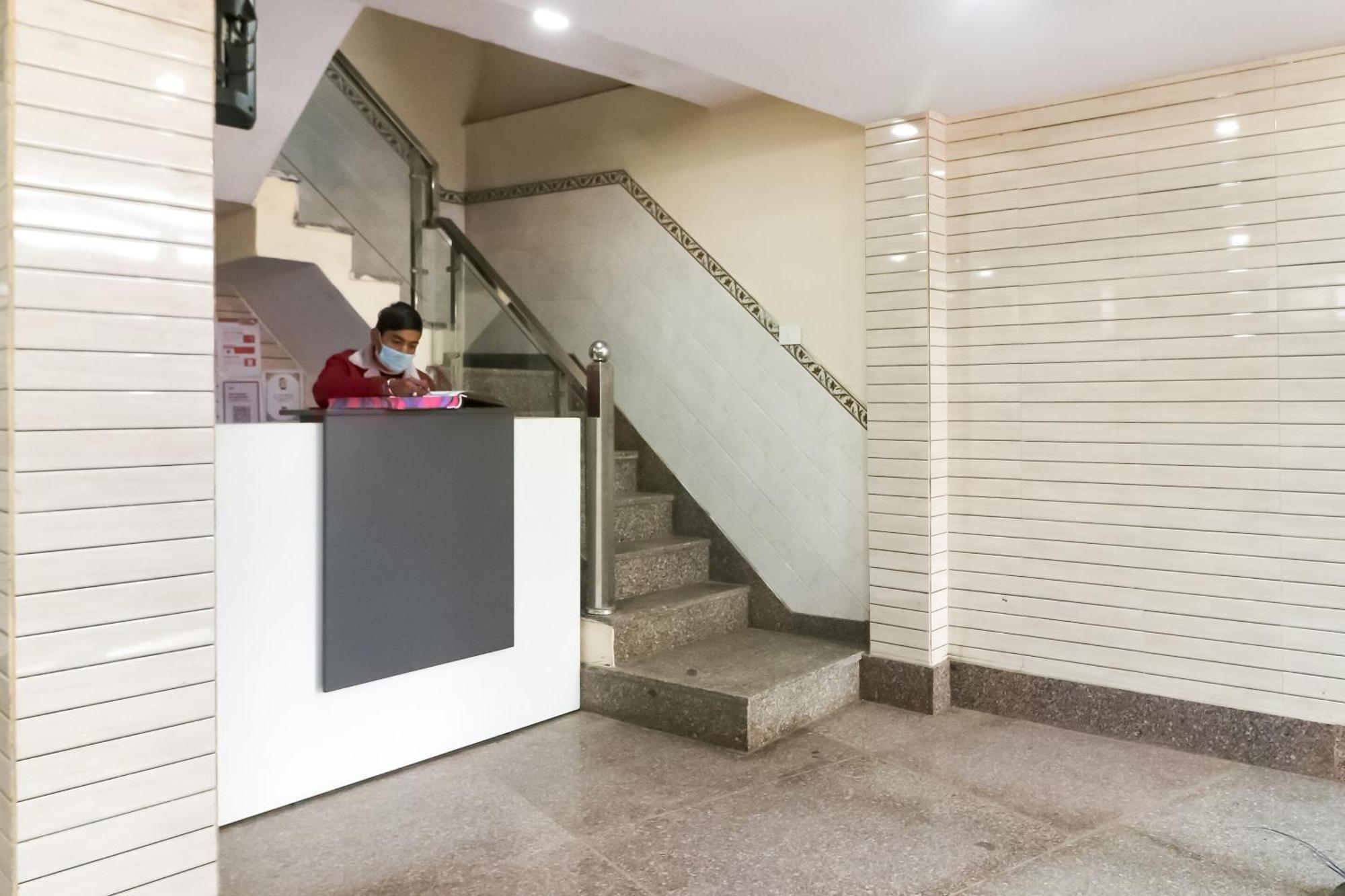 Hotel O Mayur Plaza Delhi  Exterior photo